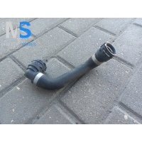 Патрубок радиатора Mercedes C W205 2017 A2055017100,2055017100