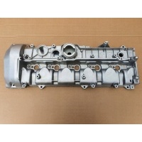 Крышка клапанная a612 016 04 05 мерседес мл , е класса 2.7 270 cdi как новая