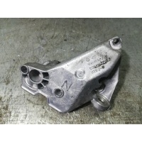 Кронштейн двигателя Volkswagen Golf 2004 038199207n