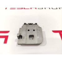 Прочая запчасть Tesla Model 3 2017  109662399J,1096620-14-J,16937976