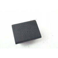 Пепельницу задняя в тоннель audi 80 b3 893857405