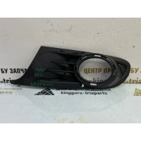 Решетка противотуманной фары Volkswagen Golf 6 5K1 2008-2012 5K0853665