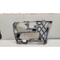 Кронштейн переднего бампера левый VAG Golf VII (2012 - 2020) 5G0807723D