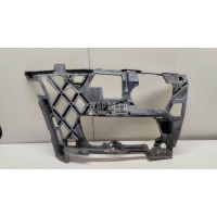 Кронштейн переднего бампера правый VAG Golf VII (2012 - 2020) 5G0807724D