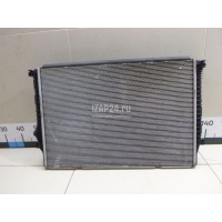 Радиатор основной VAG Golf VII (2012 - 2020) 5QM121251A
