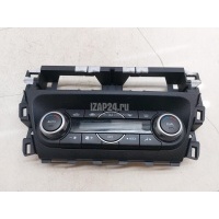 Блок управления климатической установкой Mazda Mazda 3 (BM/BN) (2013 - 2018) BHT161190C