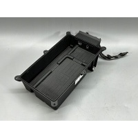 Audi a4 b9 a5 f5 8w полка порт разъем aux usb ами зарядное устройство индукционная