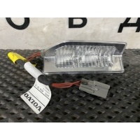 плафон двери правой Volvo FH4 22935541,22935545,82694584