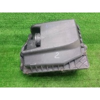 корпус воздушного фильтра Opel Astra H (2004-2014) 55558311