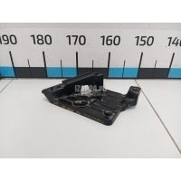 Кронштейн фар правый Nissan Qashqai (J11) 2014 62044HV00A