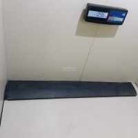 Накладка двери передней правой Land Rover Discovery Sport 2014 LR073078