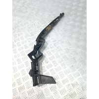 Кронштейн крепления бампера переднего Volkswagen Passat 1998 3b0807049b