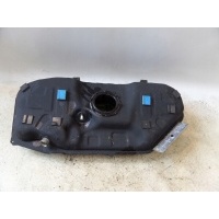 Kia рио 1.4 crdi iv 17 - бачёк топлива 31100 - h8900