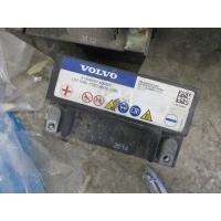 Volvo v40 ii аккумулятор дополнительный 31358957 r