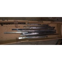 Направляющяя люка мерседес w124 w201
