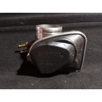 Заслонка дроссельная Audi A4 2003 06b133062p