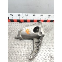 Кронштейн полуоси Volkswagen Sharan 1999 7m0199207c