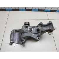 Кронштейн генератора Renault Dokker 2012 688300553R