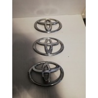 Эмблема toyota задняя 90975 - 02071 yaris corolla rav4