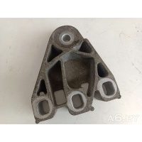Кронштейн Volkswagen Transporter T5 2009 7E0199207