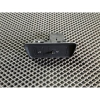 Кнопка открытия багажника Land Rover Evoque 2 поколение 2021 FK7211654BC,LR060998,LR038676,LR080113,LR088272