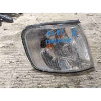 Поворотник правый Audi A3 8L 1997