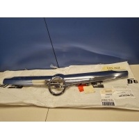 Накладка на решетку радиатора Opel Astra H 2004-2014 OP07021MA