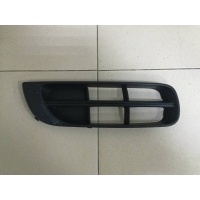 Решетка в бампер правая Skoda Skoda Fabia (5J) 2007-2014 5J0807368