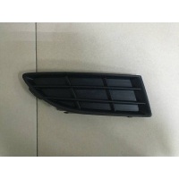 Решетка в бампер правая Skoda Skoda Fabia (5J) 2007-2014 5J0807368A