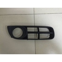 Рамка противотуманной фары правой Skoda Skoda Fabia (5J) 2007-2014 5J0853666