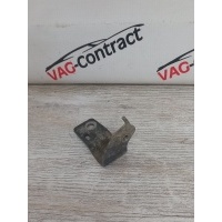 Кронштейн звукового сигнала Volkswagen Polo 6 2020 6N5951181