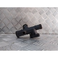 Фланец (тройник) системы охлаждения Volkswagen Golf 3 1991-1998 2000 06A121133C