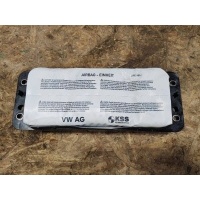 подушка безопасности пассажира Skoda Octavia 3 (A7) 2016 8V0880204E