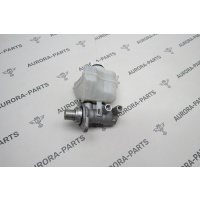Главный тормозной цилиндр в сборе с бачком Land Rover Range Rover 30DDTX L405 2012 LR124816