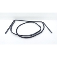 Уплотнитель двери Nissan X-Trail T32 2021 828304CL1A