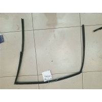 Уплотнитель стекла двери передней правой Chevrolet Lacetti J200 2003-2013 2012 96548119