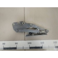 Петля капота левая Volkswagen Volkswagen Golf Plus 5 2005-2014 5M0823301