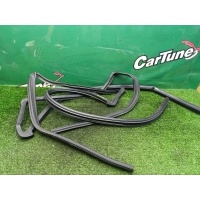 Уплотнитель двери Smart Fortwo W451 2010 A4517710000, A4517710100