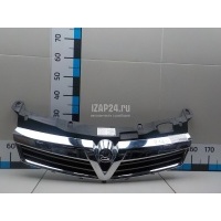 Решетка радиатора GM Astra H / Family (2004 - 2015) 1320371