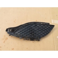 MERCEDES A W176 KRATKA PRAWY PRZÓD A1768850422