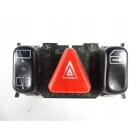 Mercedes E klasa W210 PANEL PRZEŁĄCZNIK AWARYJNYCH WYCIERACZKI A2108208010