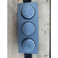 Блок управления климатом Subaru Forester 2006 72311SA081