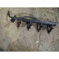 Топливная рампа Peugeot 607 2001 9628084680