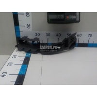 Кронштейн переднего бампера правый Renault Megane II (2003 - 2009) 8200479718