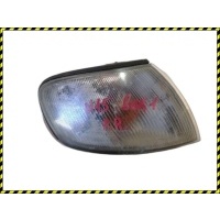 Поворотник правый Nissan Almera N15 1997