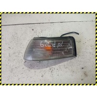 Поворотник левый Mazda 626 GD 1990