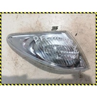 Поворотник правый Mazda Premacy 1 2000