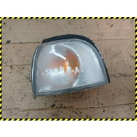 Поворотник левый Nissan Sunny Y10 1993