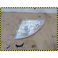 Поворотник левый Mazda Premacy 1 2001