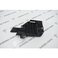 Кронштейн крепления фары RH Land Rover Discovery Sport L550 2014 LR066964